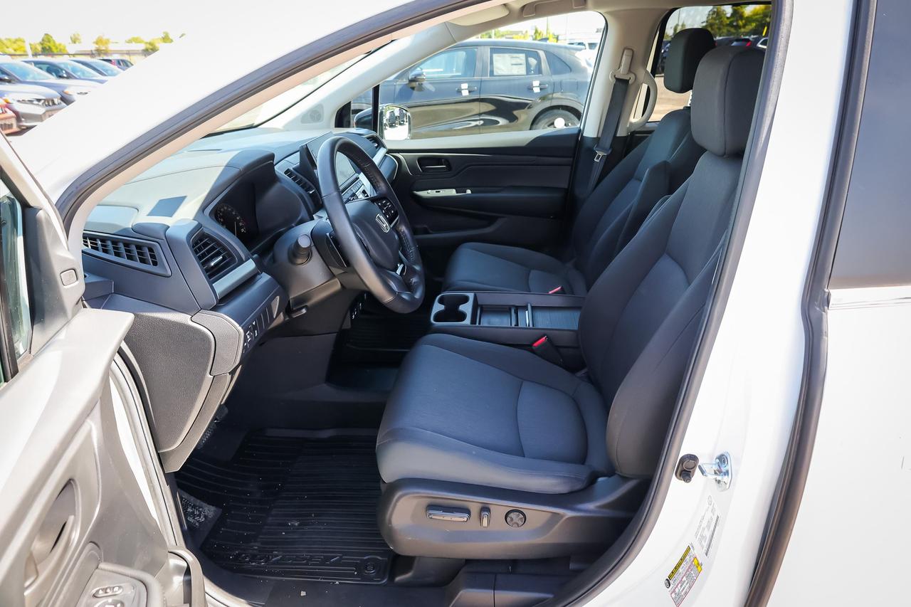 2025 Honda Odyssey Sport Passenger Van Photo