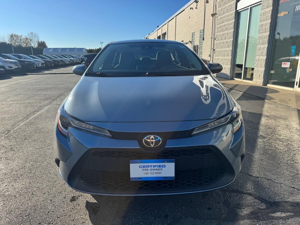 2022 Toyota Corolla LE 4DR SEDAN Photo3