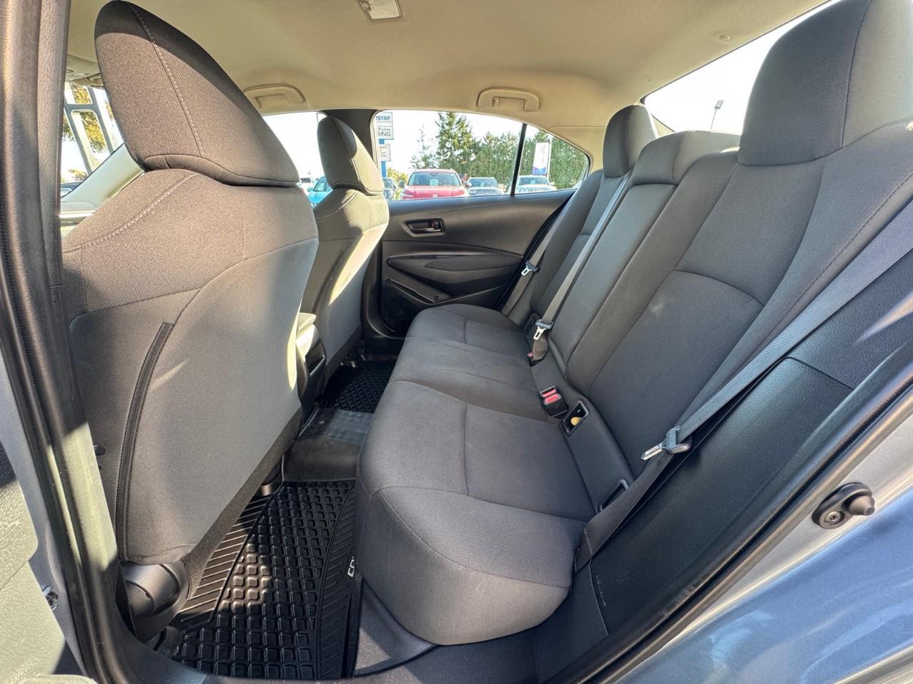 2022 Toyota Corolla LE 4DR SEDAN Photo