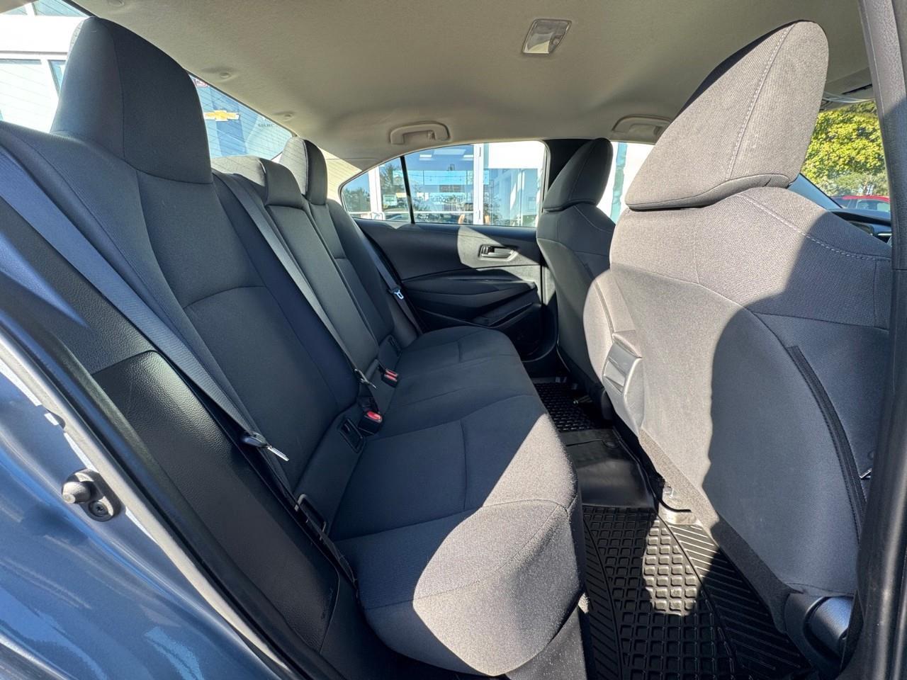 2022 Toyota Corolla LE 4DR SEDAN Photo