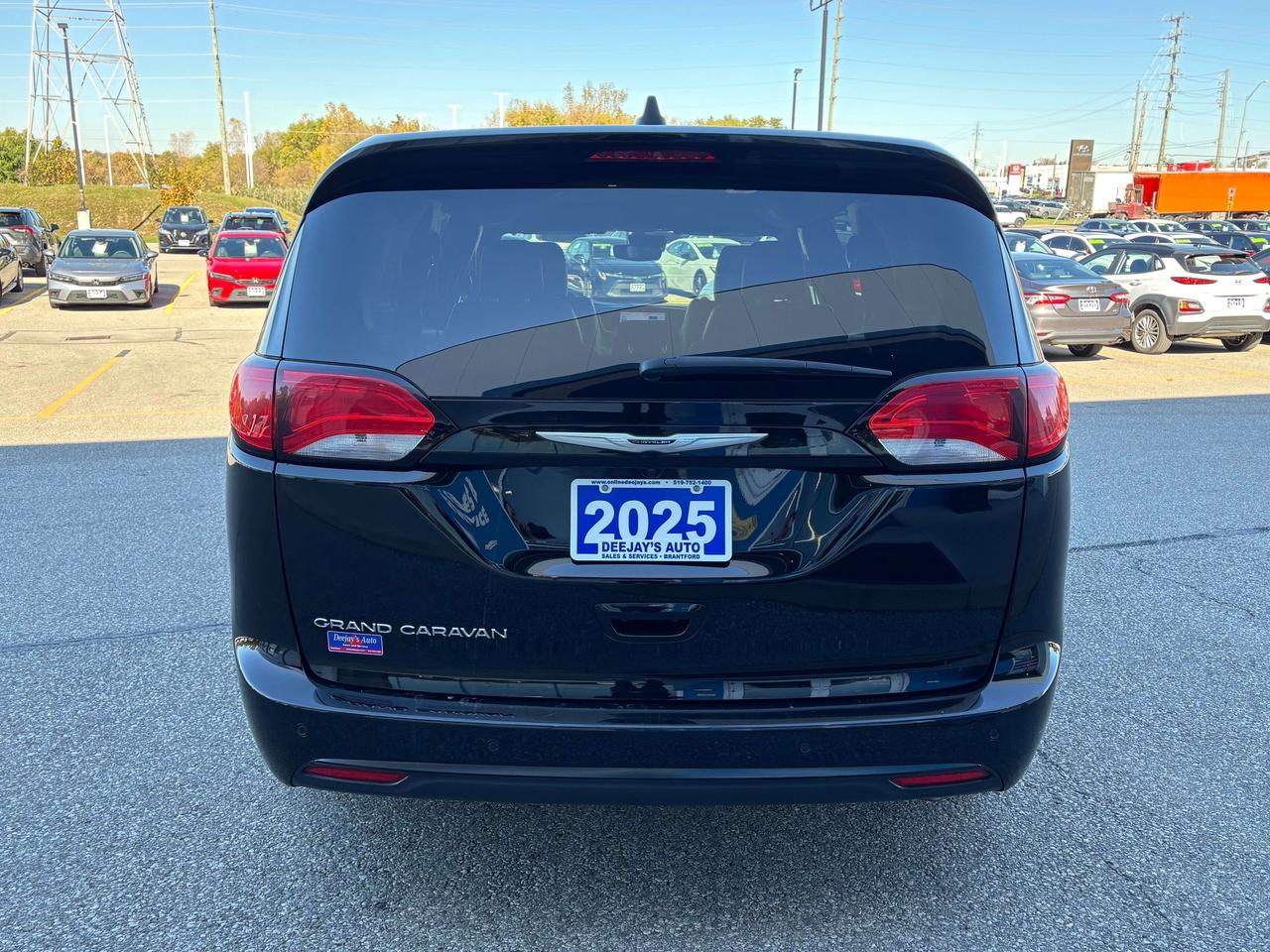 2025 Chrysler Grand Caravan SXT 2WD Photo
