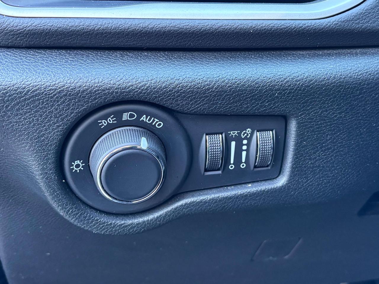 2025 Chrysler Grand Caravan SXT 2WD Photo