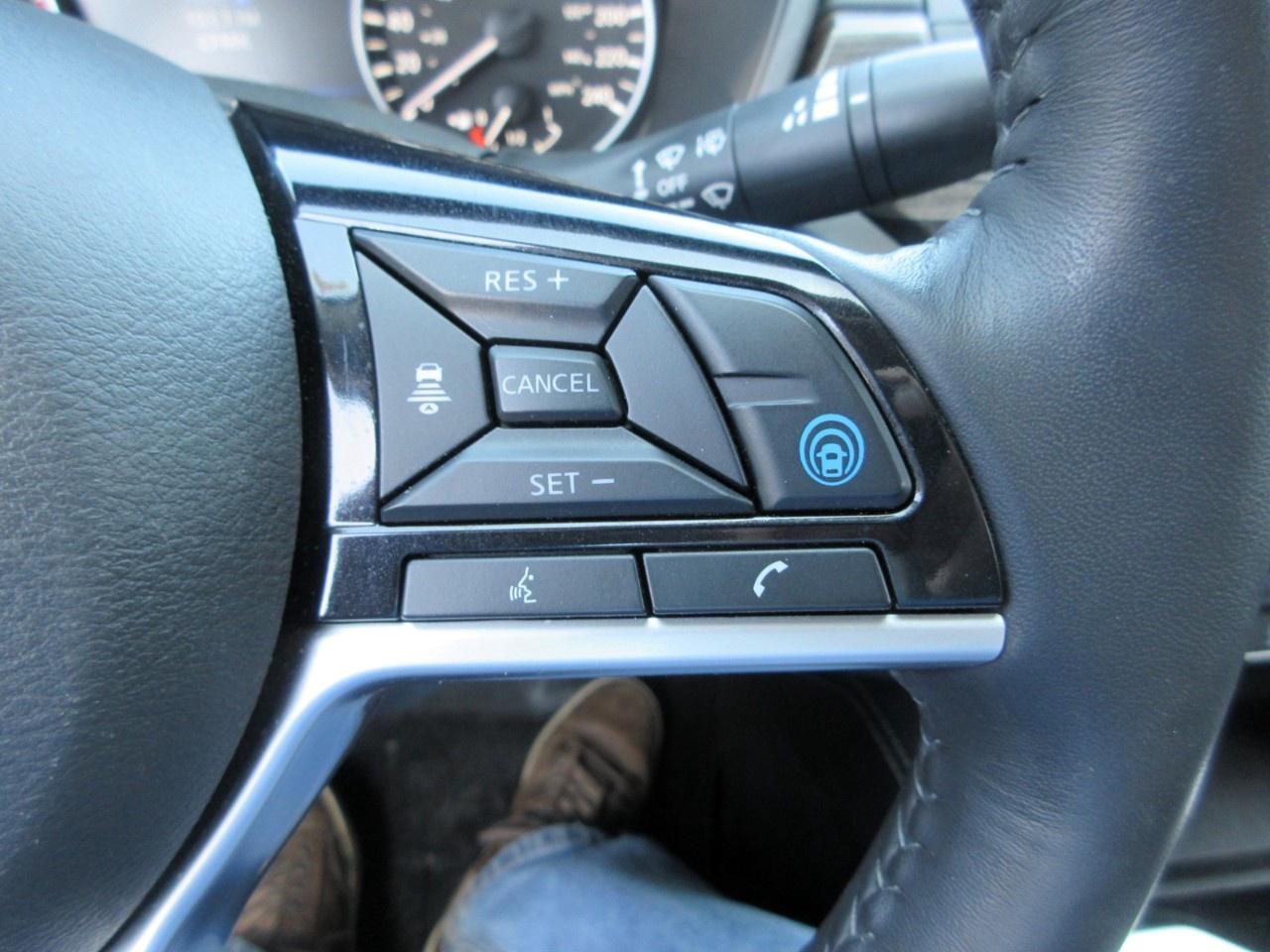 2021 Nissan Altima 2.5 Platinum Sedan Photo