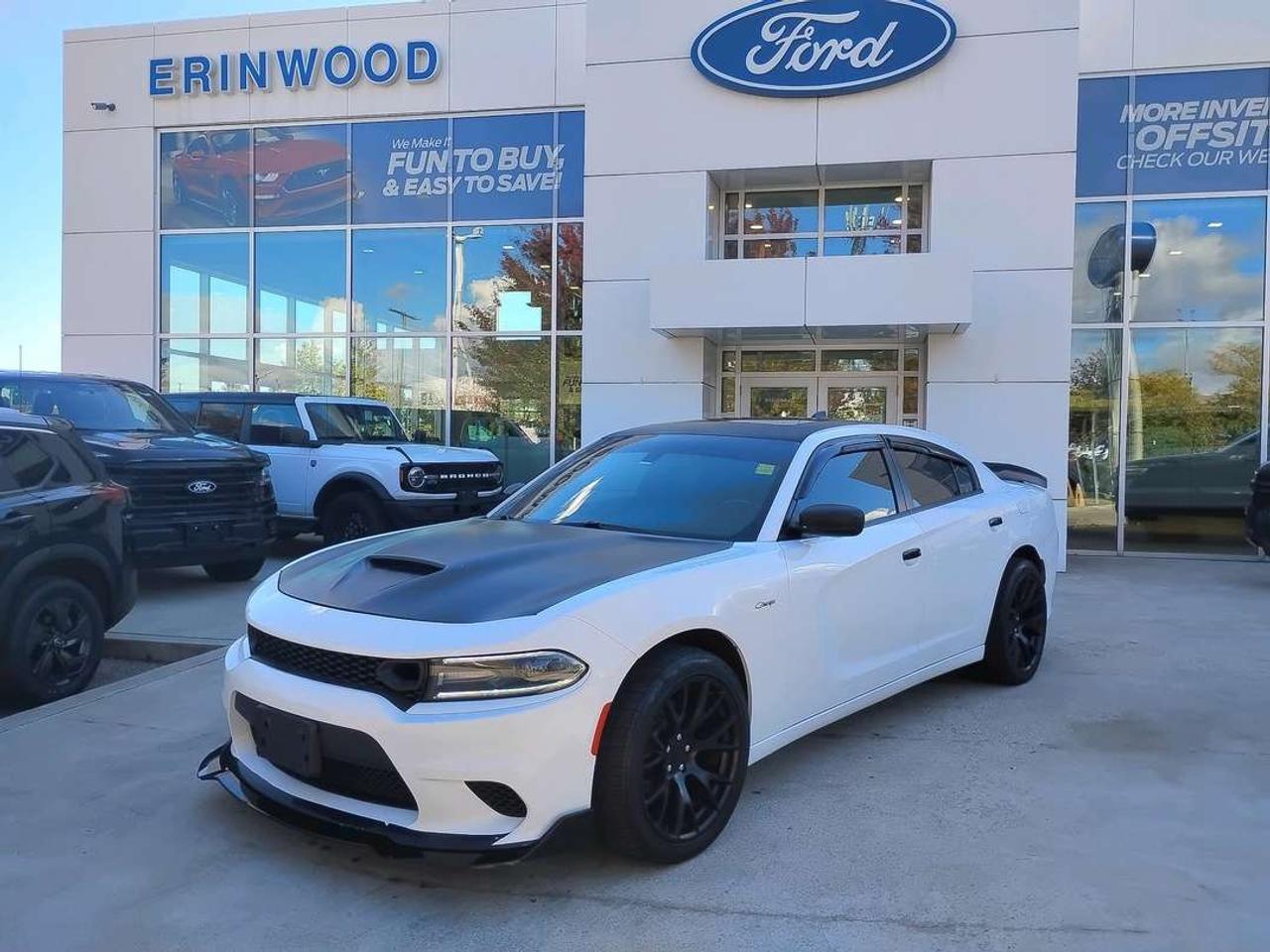 2018 Dodge Charger GT PERFECT CONDITION! Photo