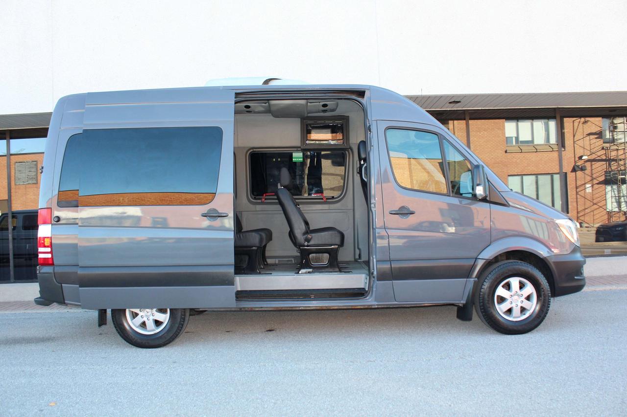 2016 Mercedes-Benz Sprinter 12 PASSENGERS - DUAL CLIMATE CONTROL - DIESEL Photo
