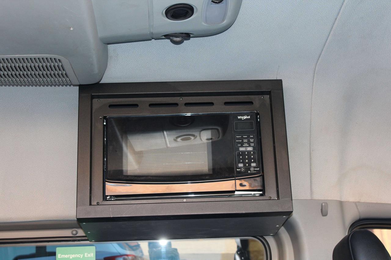 2016 Mercedes-Benz Sprinter 12 PASSENGERS - DUAL CLIMATE CONTROL - DIESEL Photo