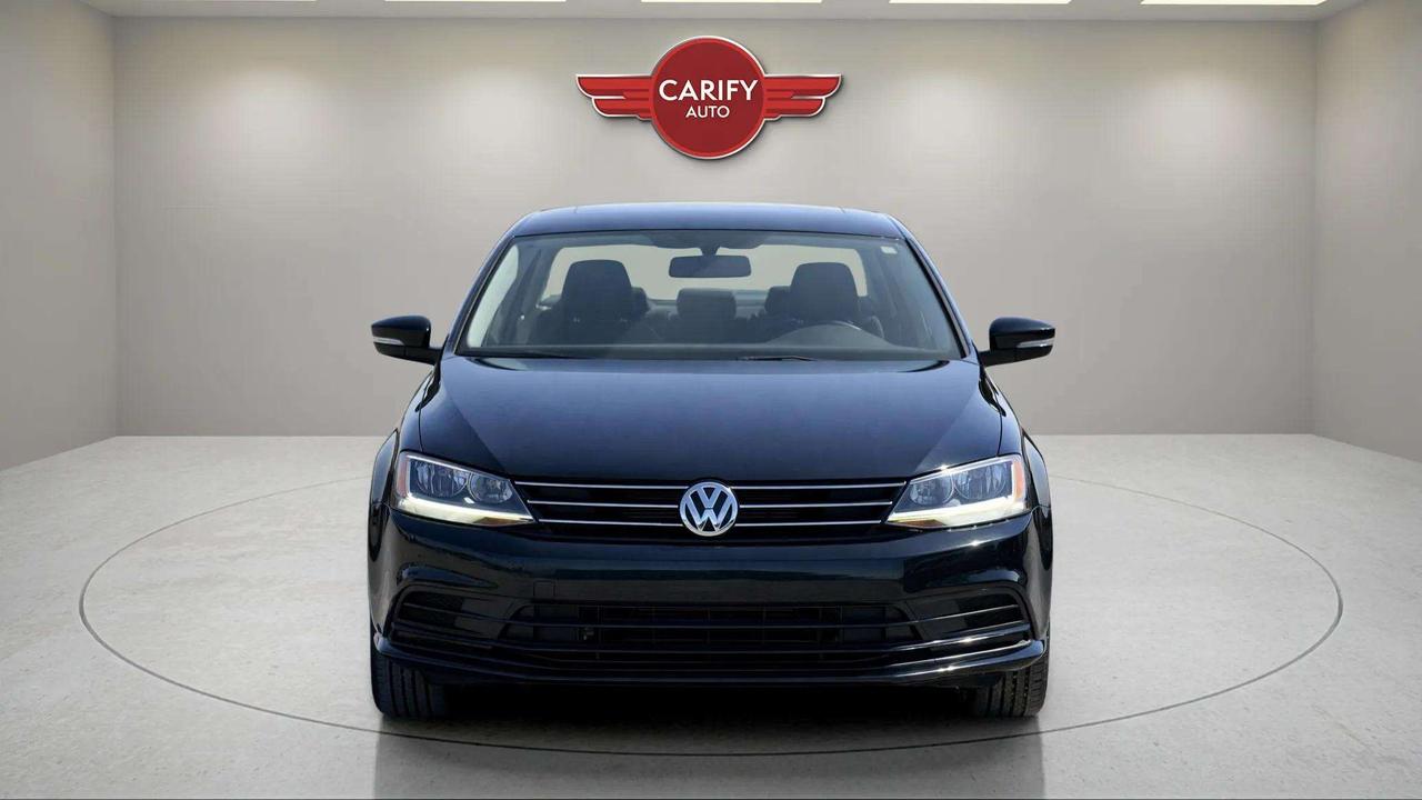 2017 Volkswagen Jetta 1.4 TSI Wolfsburg Edition Photo1