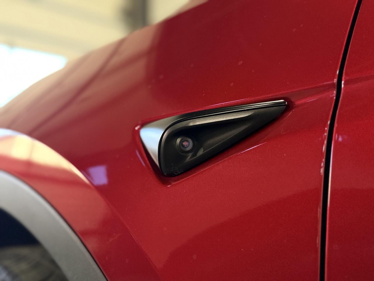 2024 Tesla Model Y LONG RANGE Photo
