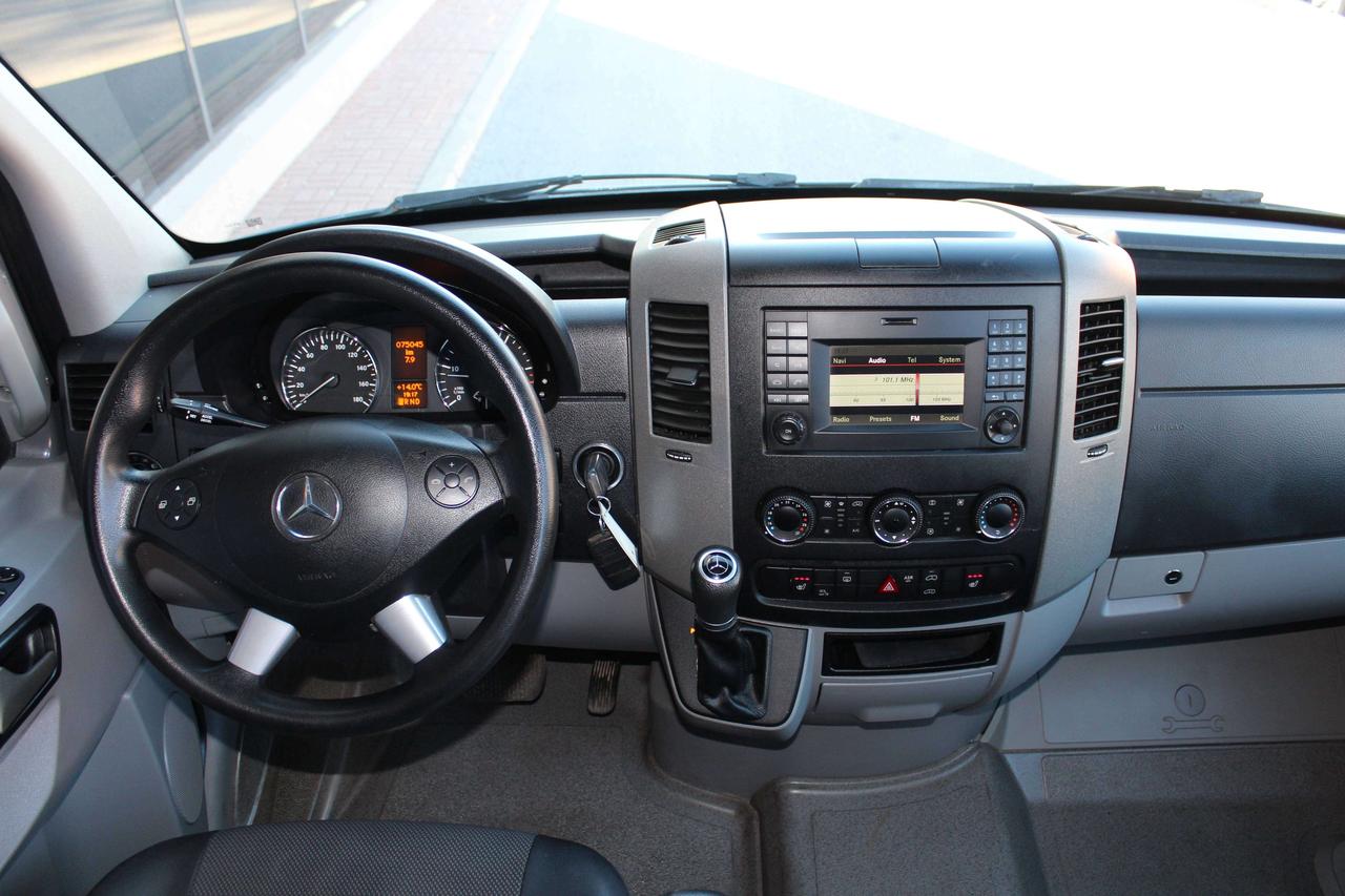 2016 Mercedes-Benz Sprinter 12 PASSENGERS - DUAL CLIMATE - DIESEL Photo