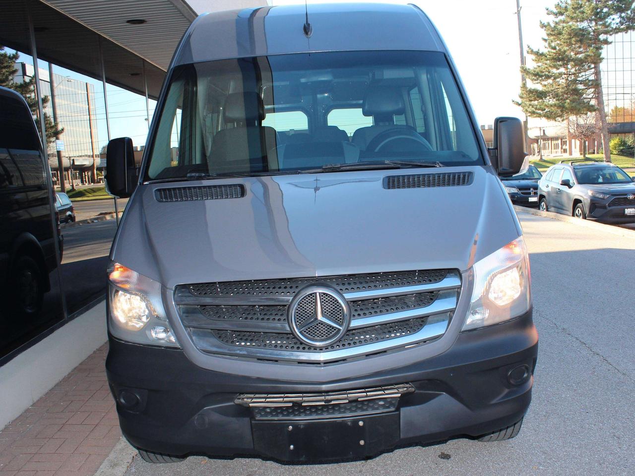 2016 Mercedes-Benz Sprinter 12 PASSENGERS - DUAL CLIMATE - DIESEL Photo