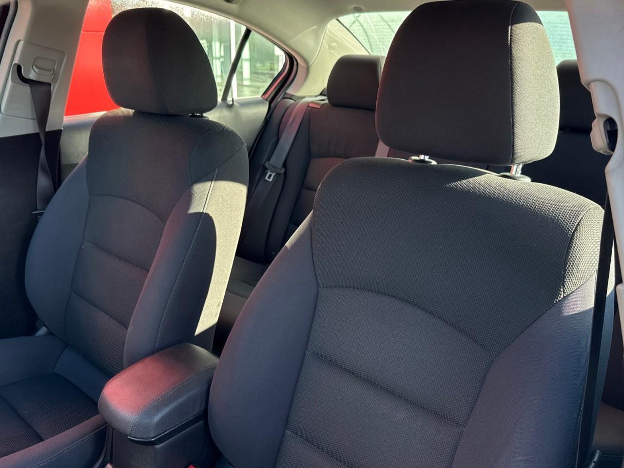 2016 Chevrolet Cruze Limited LT 1LT 4dr Sedan Photo