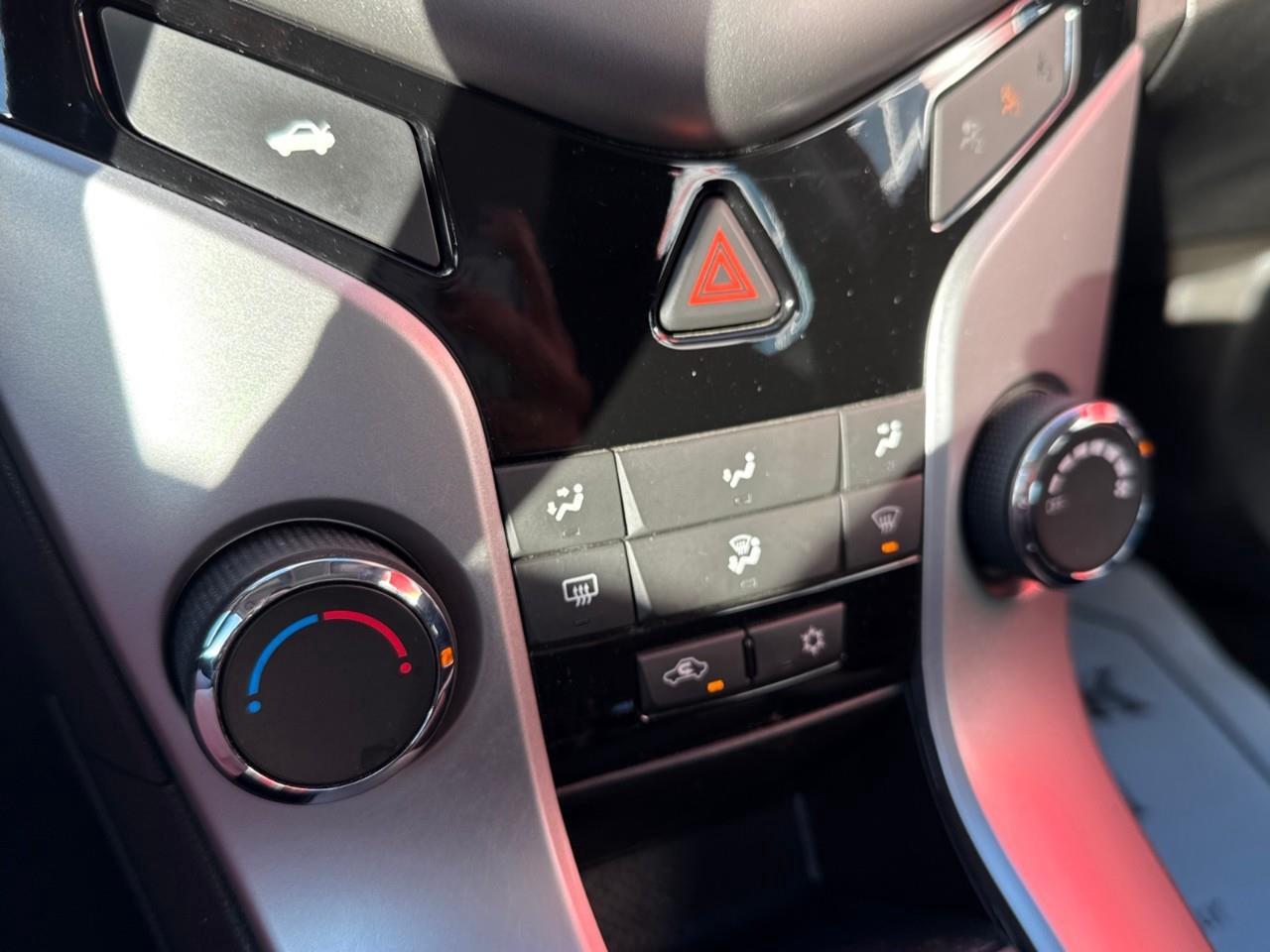 2016 Chevrolet Cruze Limited LT 1LT 4dr Sedan Photo