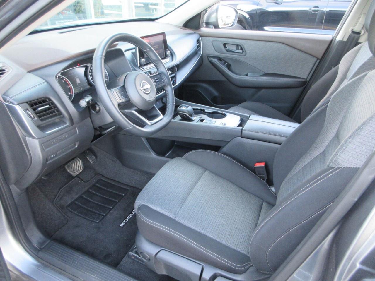 2022 Nissan Rogue FWD S Photo