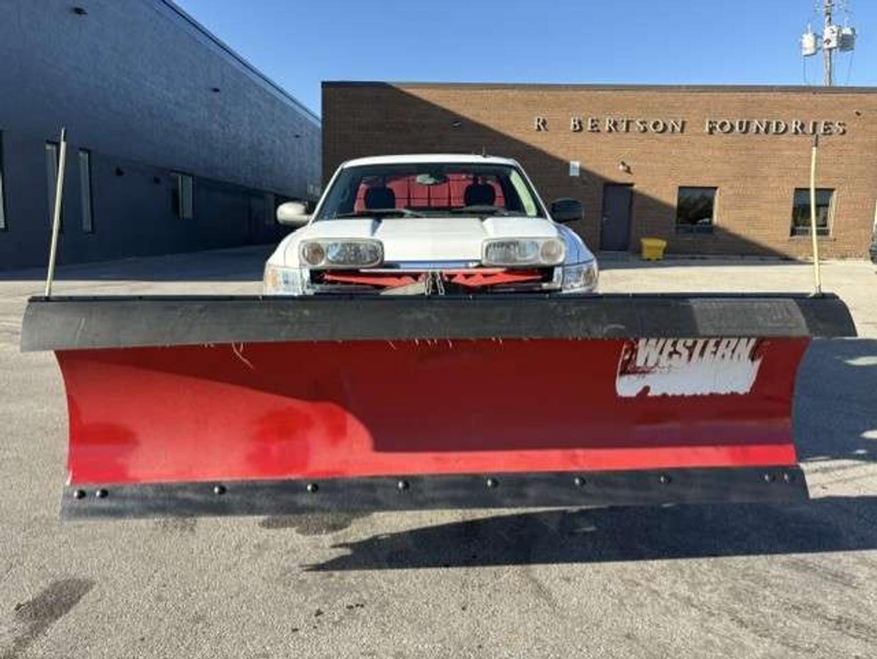 2011 Chevrolet Silverado 2500 4X4 ONLY 43,000KM-WESTERN SNOW PLOW-TORNADO SALTER Photo