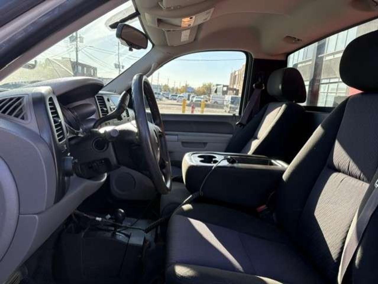 2011 Chevrolet Silverado 2500 4X4 ONLY 43,000KM-WESTERN SNOW PLOW-TORNADO SALTER Photo