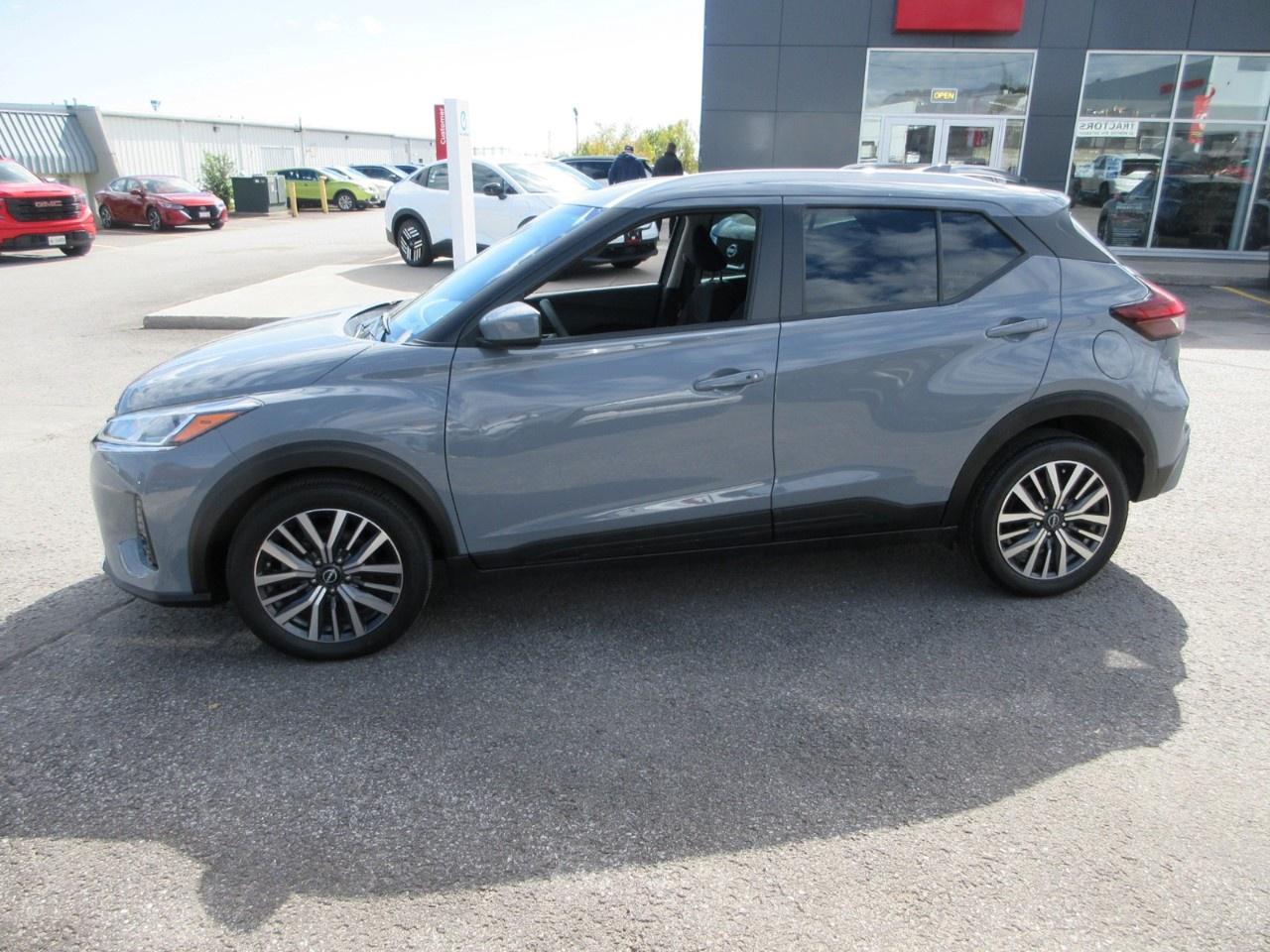 2024 Nissan Kicks SV FWD Photo