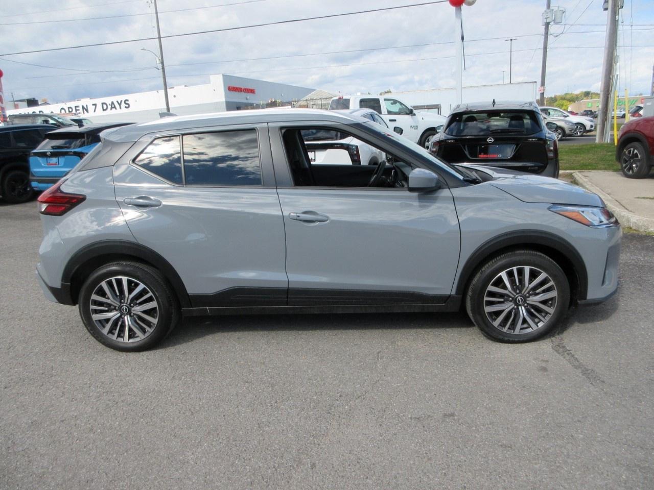 2024 Nissan Kicks SV FWD Photo