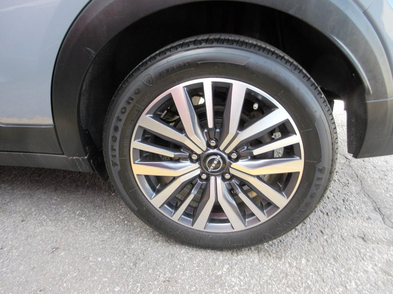 2024 Nissan Kicks SV FWD Photo
