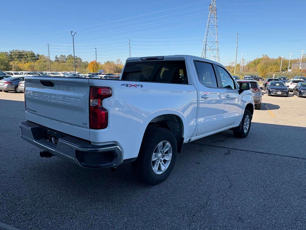 2025 Chevrolet Silverado 1500 LT Photo