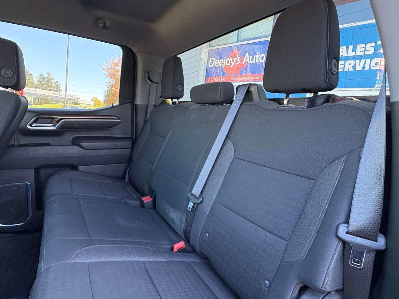 2025 Chevrolet Silverado 1500 LT Photo