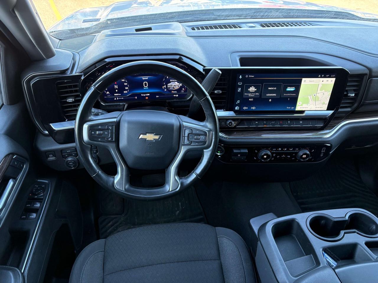 2025 Chevrolet Silverado 1500 LT Photo