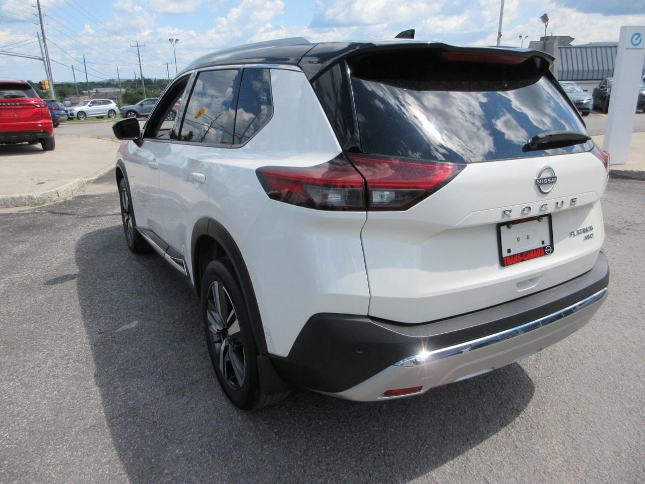 2022 Nissan Rogue AWD Platinum Photo