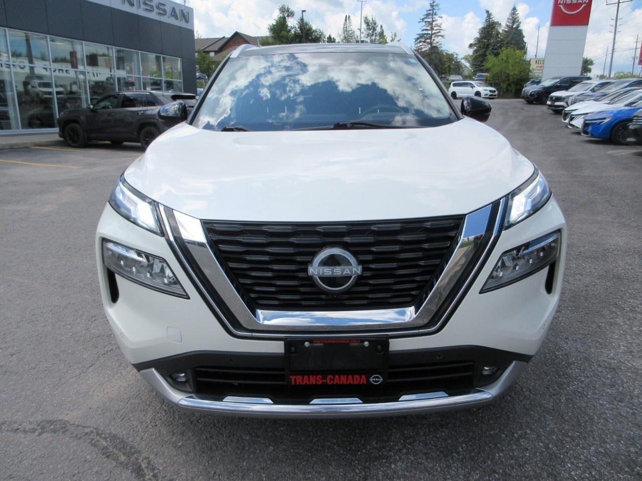 2022 Nissan Rogue AWD Platinum Photo