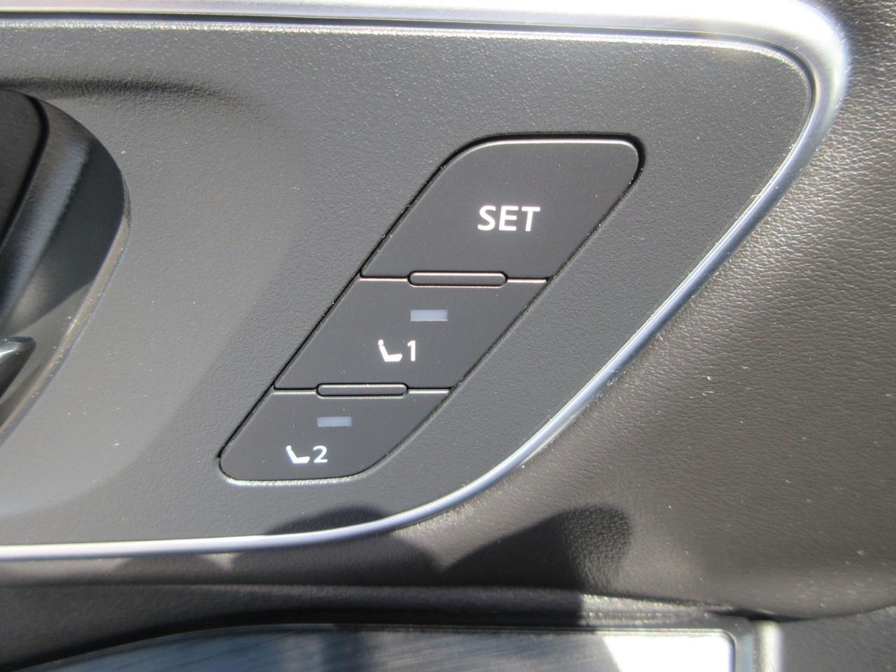 2022 Nissan Rogue AWD Platinum Photo