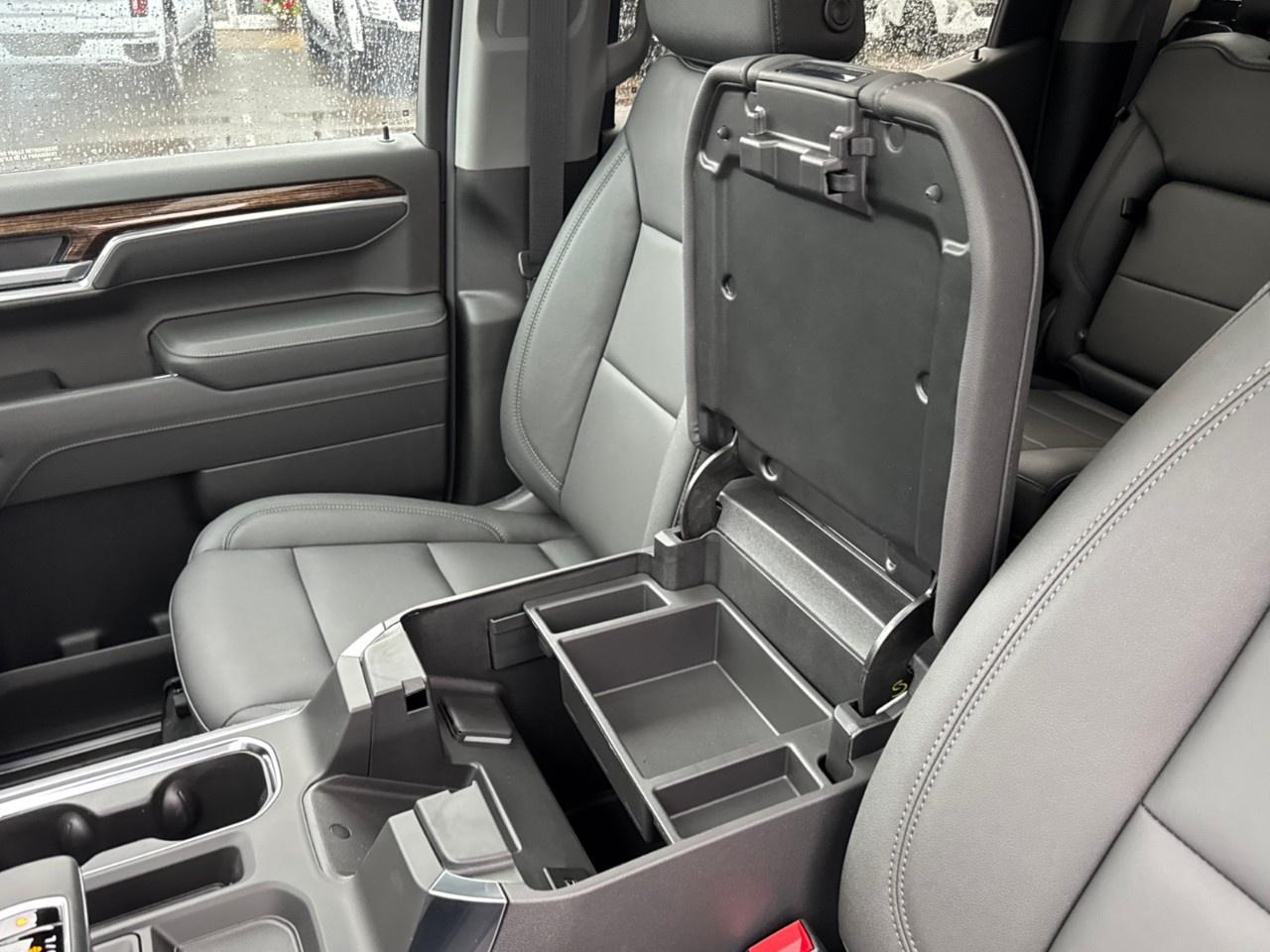 2026 GMC Sierra 1500 Crew Cab Short Box 4-Wheel Drive Elevation Photo
