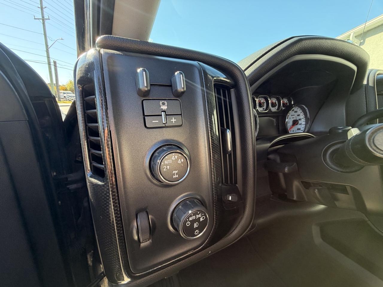 2015 Chevrolet Silverado 1500 LTZ Photo