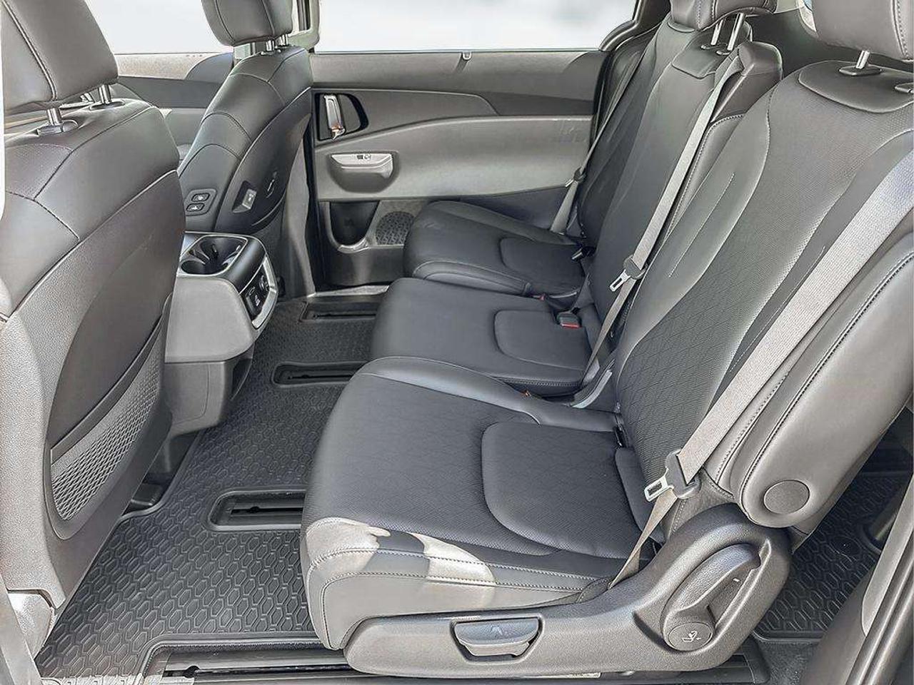 2026 Kia Carnival EX Photo