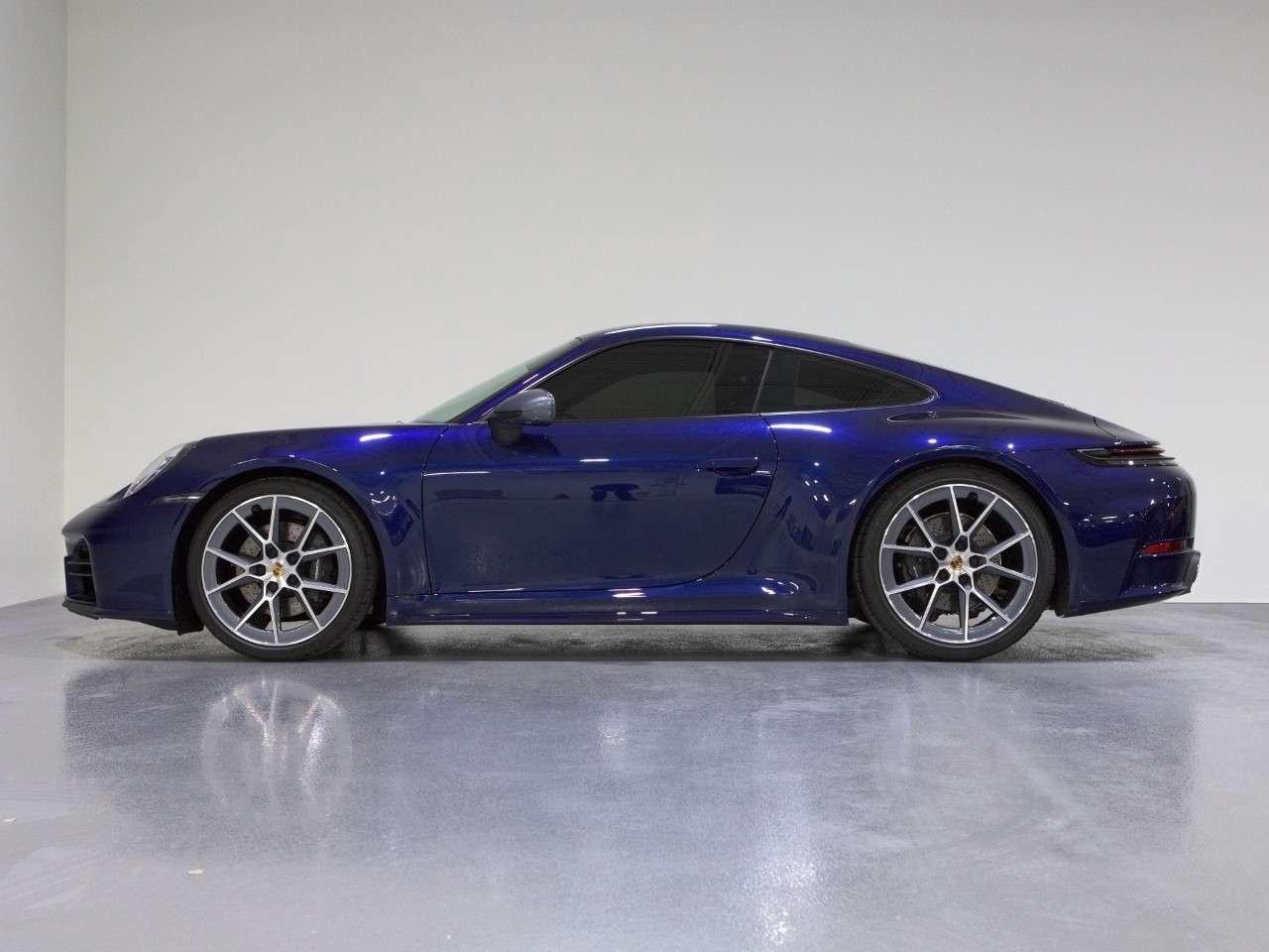 2026 Porsche 911 Carrera T Coupe Photo
