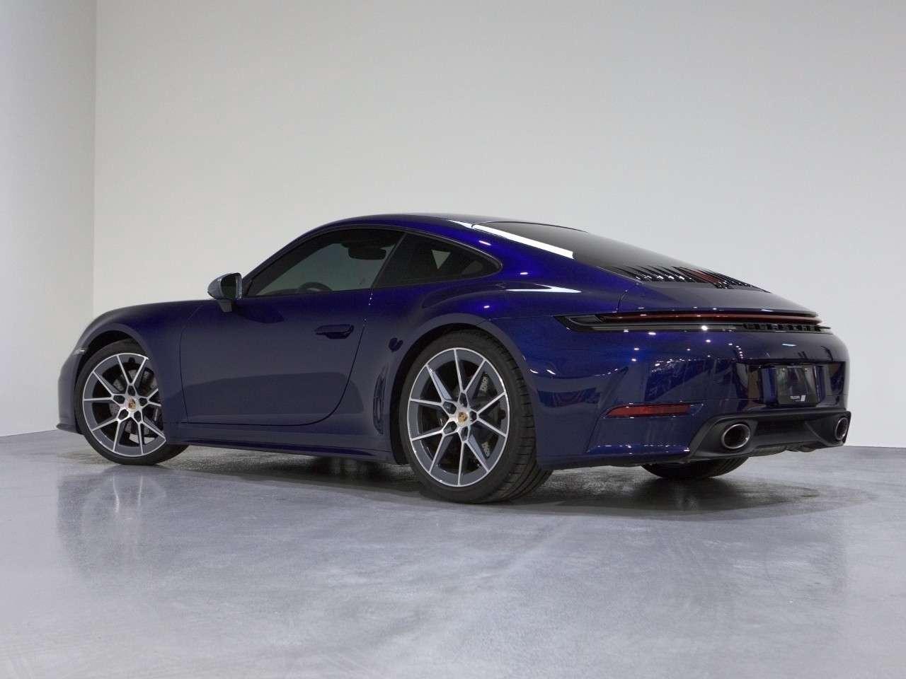 2026 Porsche 911 Carrera T Coupe Photo