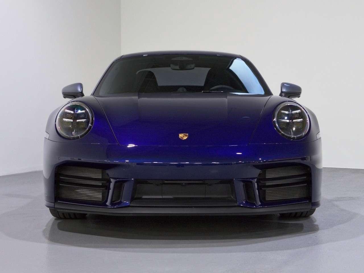 2026 Porsche 911 Carrera T Coupe Photo