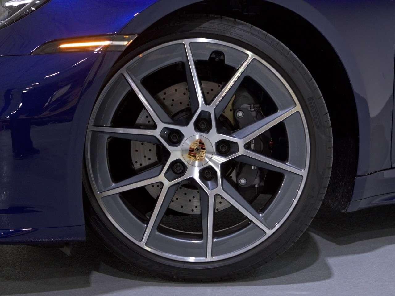 2026 Porsche 911 Carrera T Coupe Photo