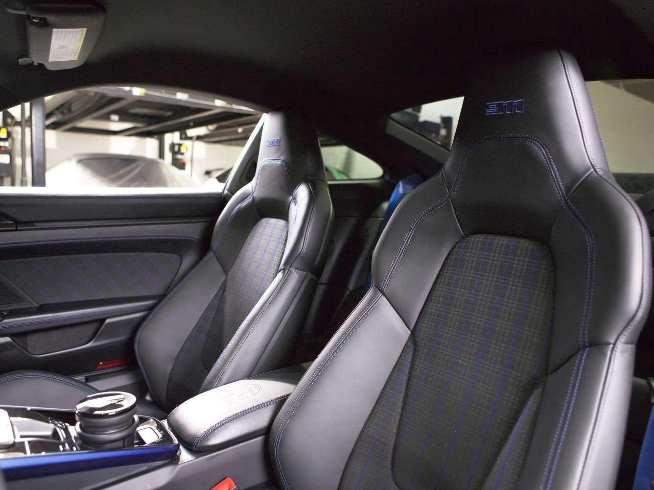 2026 Porsche 911 Carrera T Coupe Photo