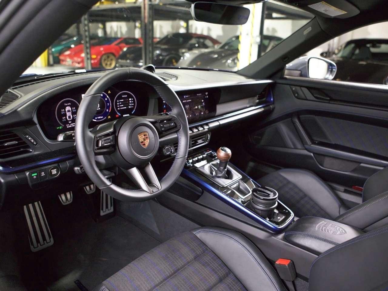 2026 Porsche 911 Carrera T Coupe Photo