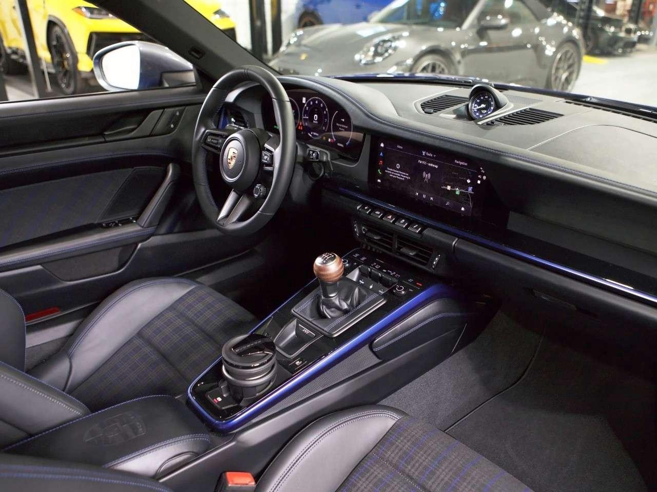 2026 Porsche 911 Carrera T Coupe Photo