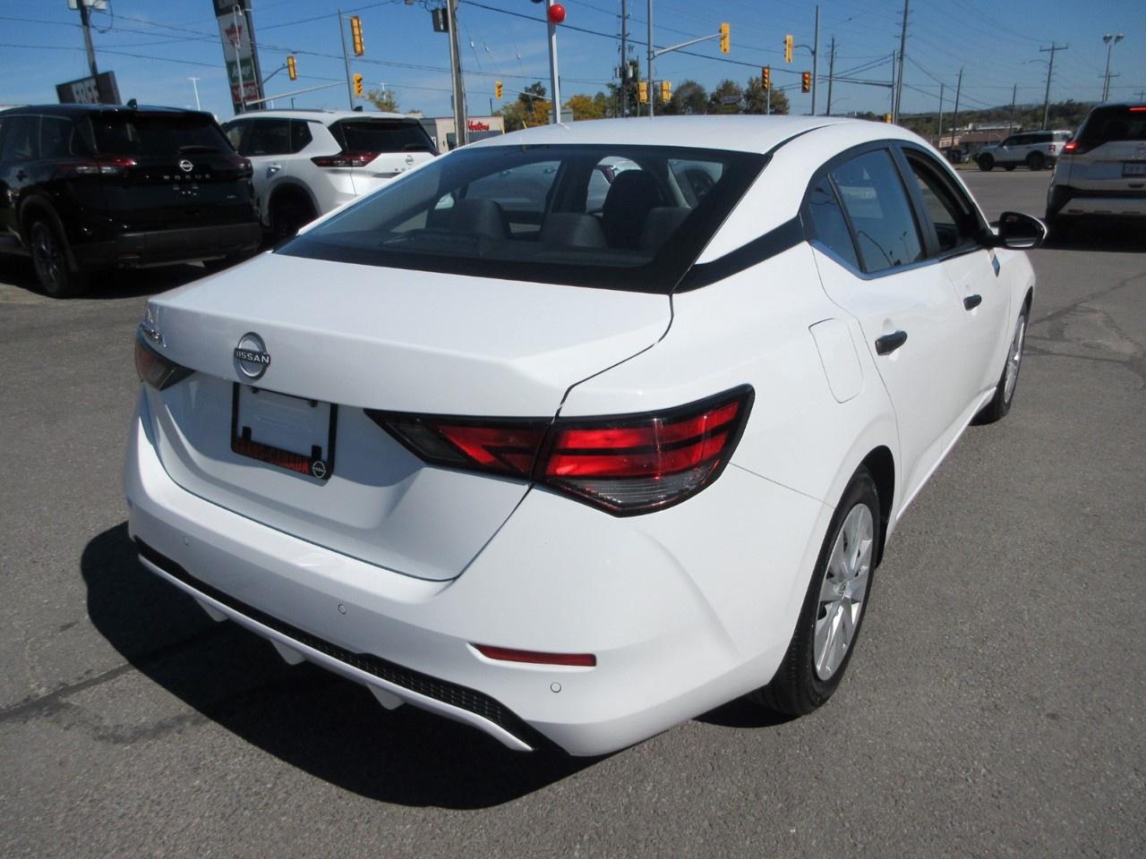 2024 Nissan Sentra  Photo