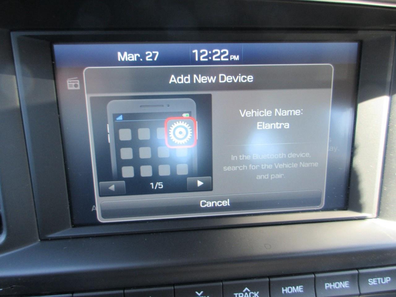2020 Hyundai Elantra Preferred w/Sun & Safety Package IVT Photo