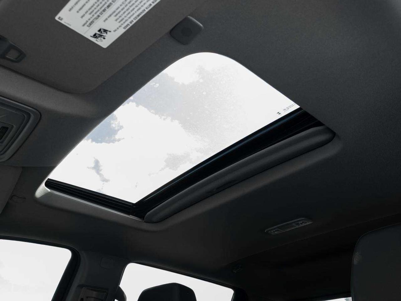 2025 GMC Sierra 1500 Crew Cab Short Box 4-Wheel Drive Elevation Photo