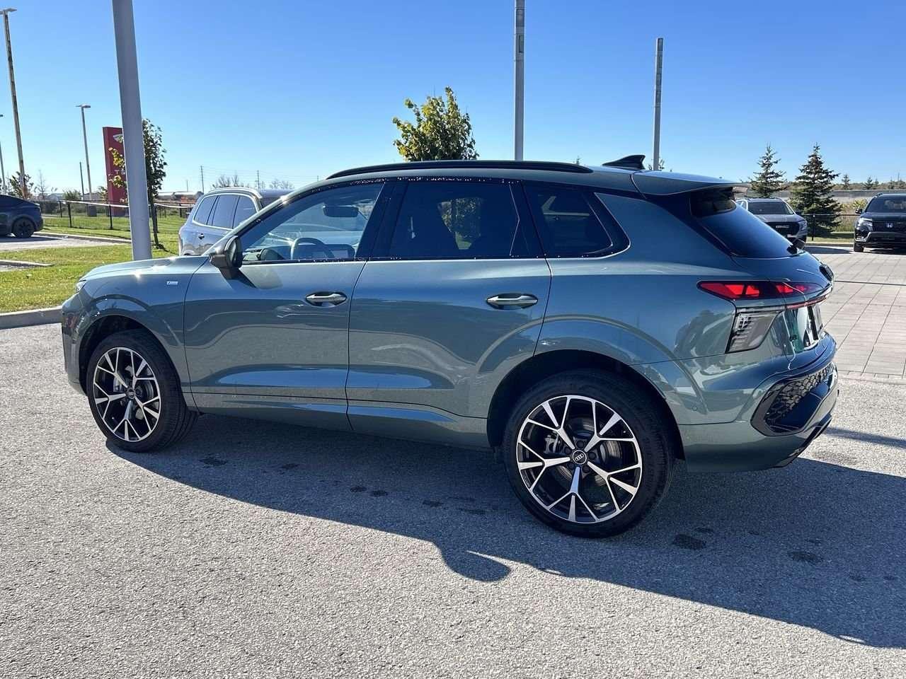 2026 Audi Q3 Technik quattro  Audi Certified Plus Photo