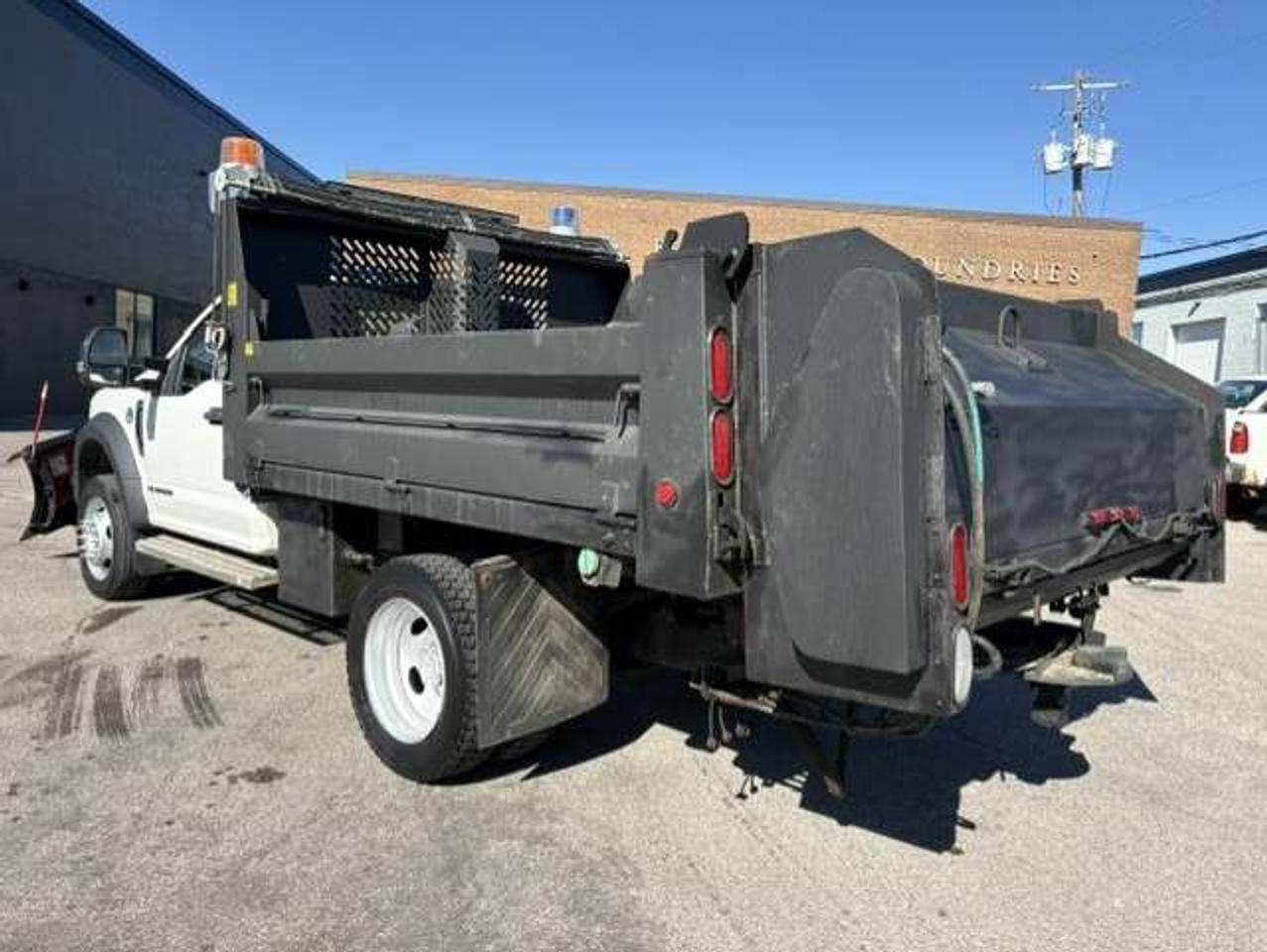 2017 Ford F-450 4X4 DIESEL-9.5FT DUMP BOX-WESTERN SNOW PLOW-SALTER Photo