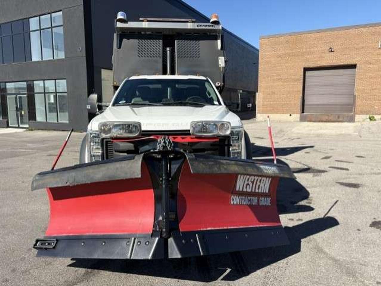 2017 Ford F-450 4X4 DIESEL-9.5FT DUMP BOX-WESTERN SNOW PLOW-SALTER Photo