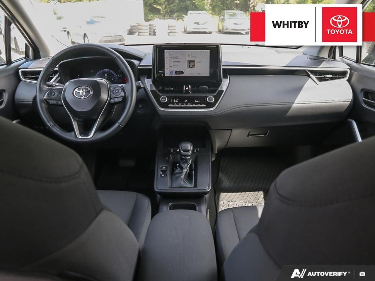 2026 Toyota Corolla Cross LE 2.0L Photo