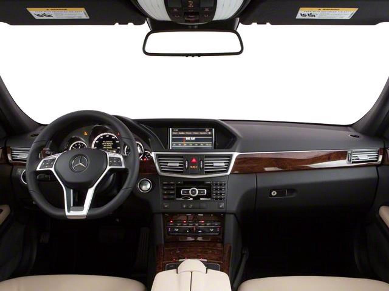 2011 Mercedes-Benz E-Class Base E 550 4dr All-wheel Drive 4MATIC Sedan Photo