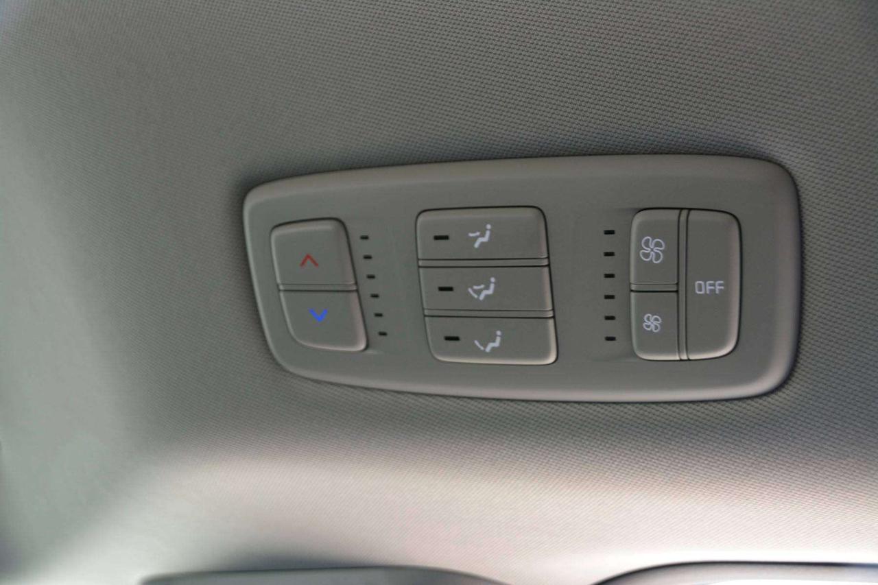 2026 Kia Carnival LX Photo