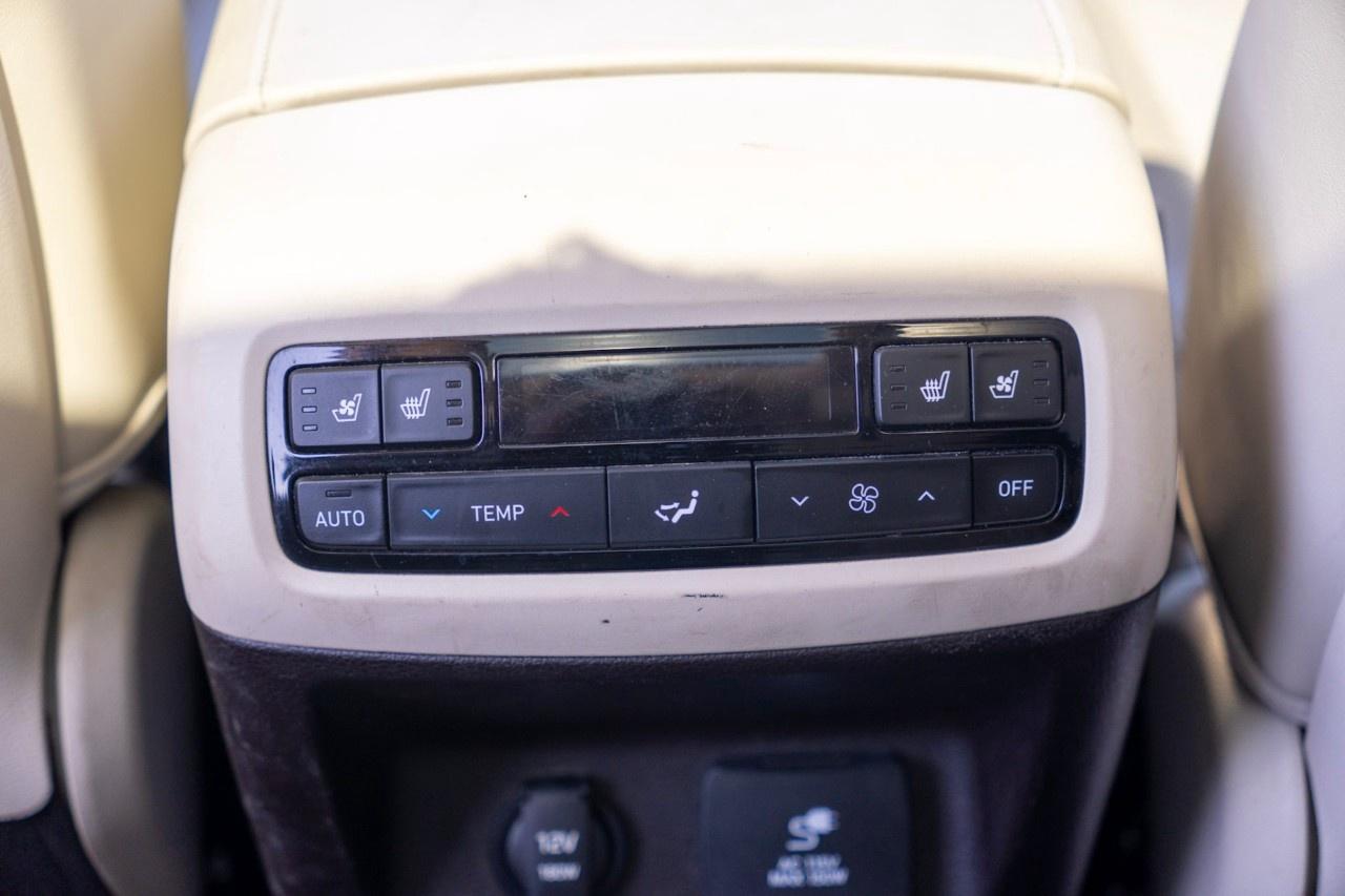 2021 Hyundai PALISADE Ultimate Calligraphy w/Beige 7-Passenger AWD Photo