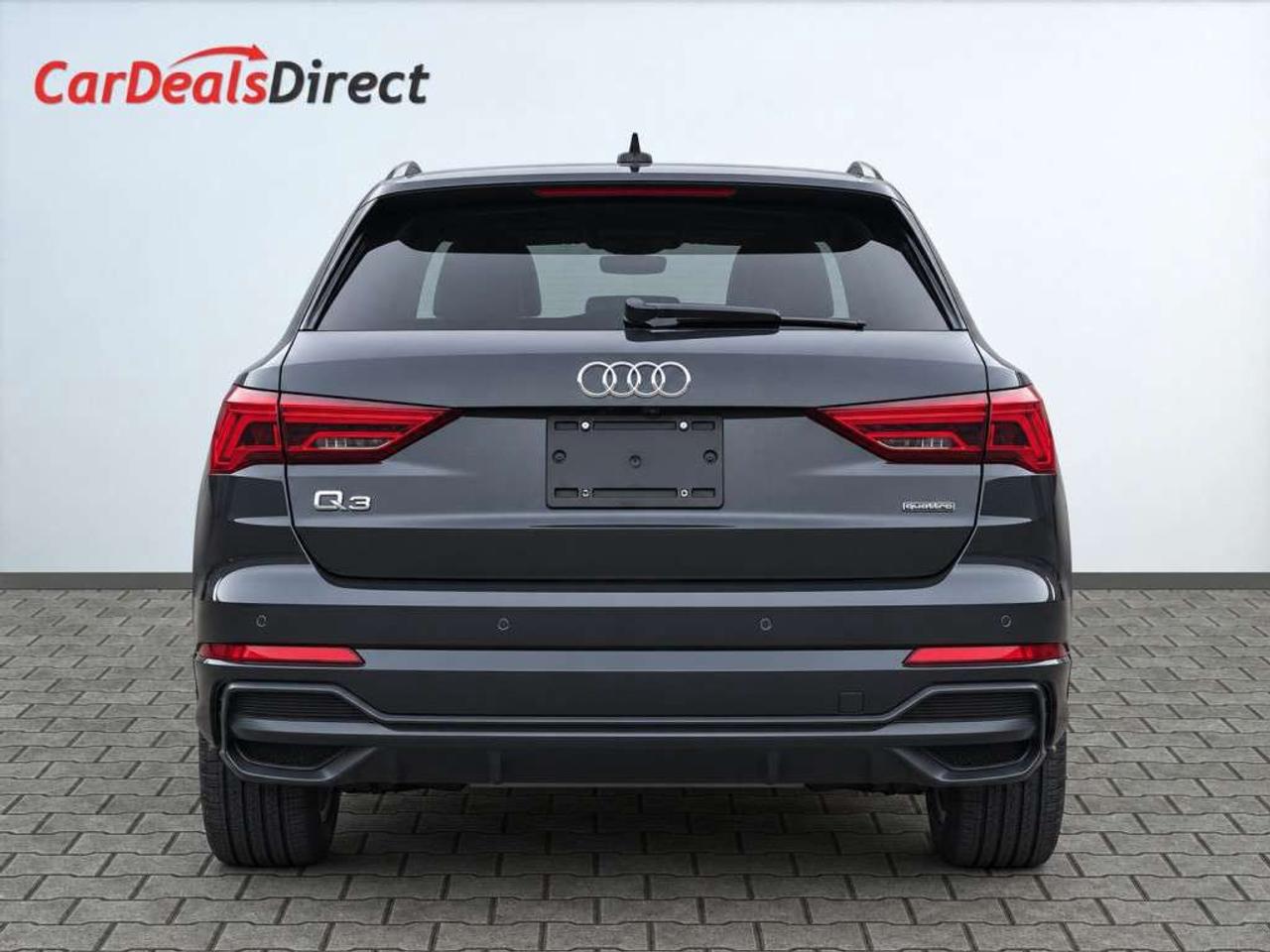 2020 Audi Q3 S LINE / QUATTRO AWD / 2.0T / LEATHER / PANOROOF / HEATED SEATS / BACKUP CAM Photo