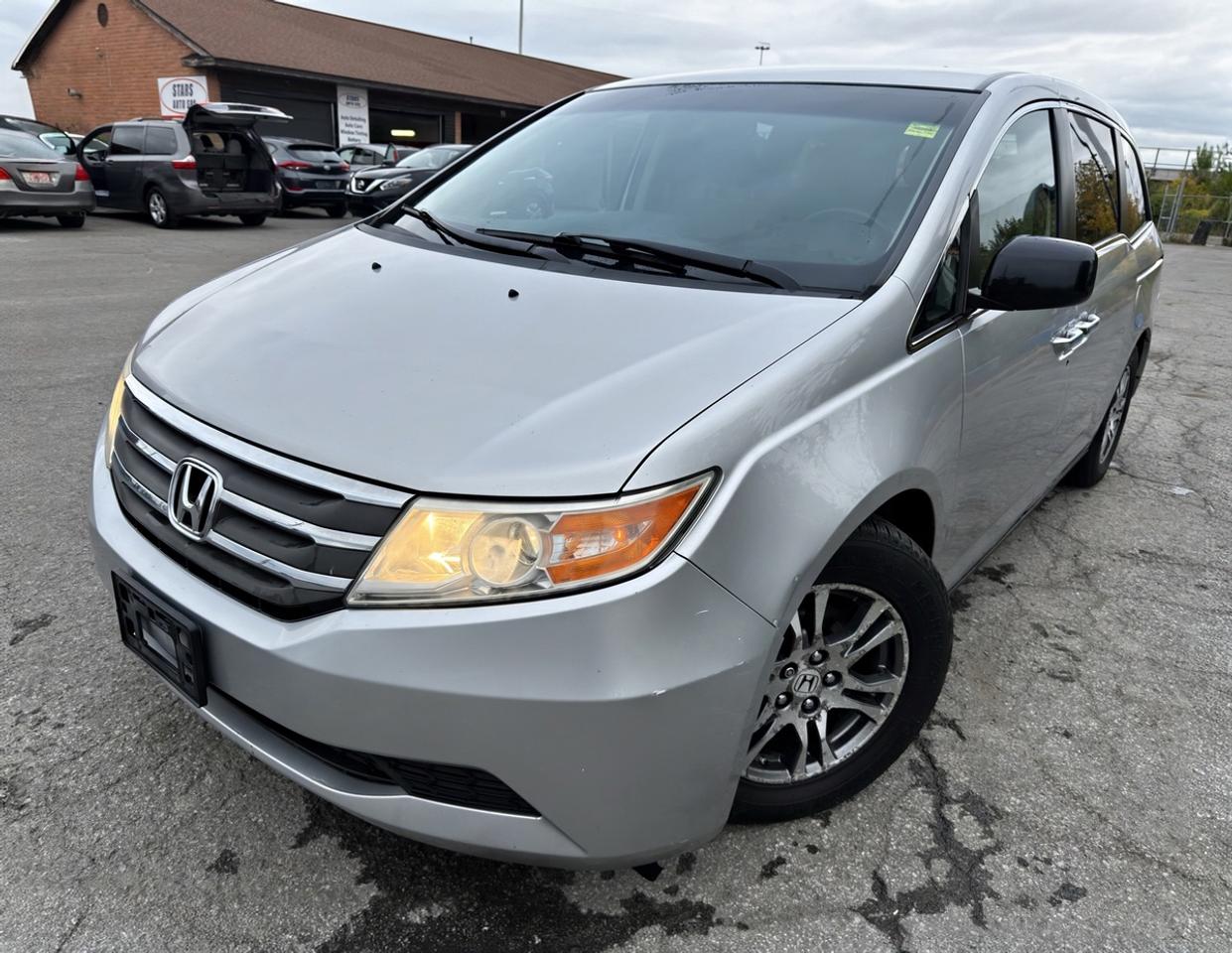2011 Honda Odyssey EX Photo0